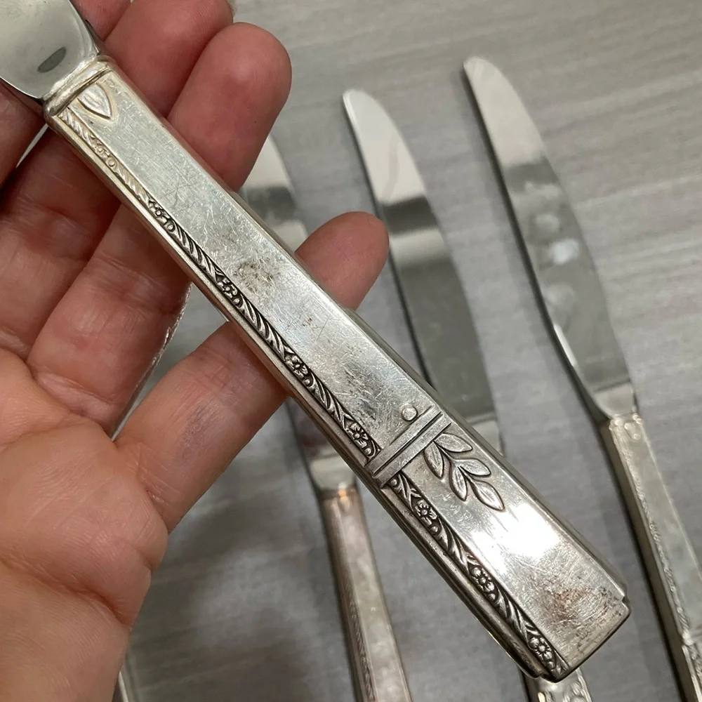 VINTAGE‎ ONEIDA PRESTIGE GRENOBLE DINNER KNIVES SILVERPLATE 1938 SET OF SIX